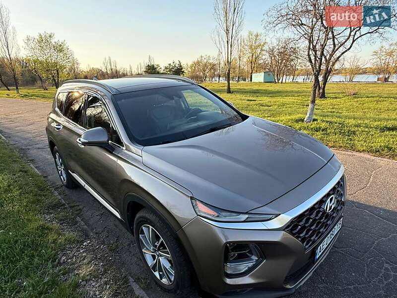 Позашляховик / Кросовер Hyundai Santa FE 2018 в Кам'янському