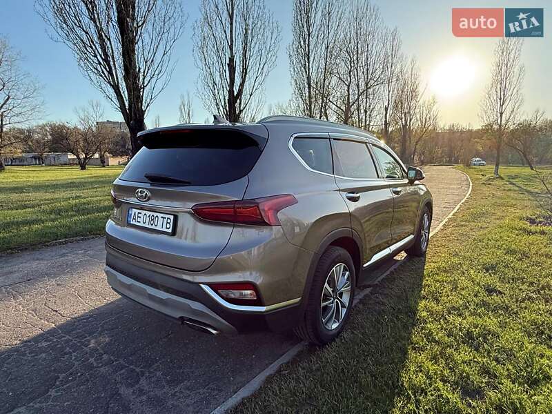 Позашляховик / Кросовер Hyundai Santa FE 2018 в Кам'янському
