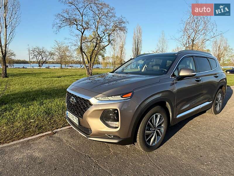Позашляховик / Кросовер Hyundai Santa FE 2018 в Кам'янському