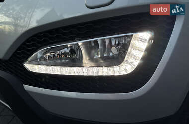 Внедорожник / Кроссовер Hyundai Santa FE 2013 в 