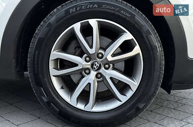 Внедорожник / Кроссовер Hyundai Santa FE 2013 в 