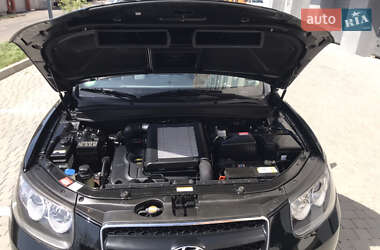 Внедорожник / Кроссовер Hyundai Santa FE 2008 в 