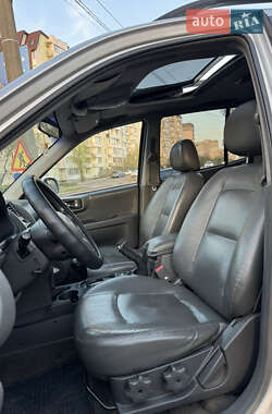 Позашляховик / Кросовер Hyundai Santa FE 2003 в 