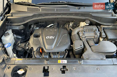 Внедорожник / Кроссовер Hyundai Santa FE 2013 в 
