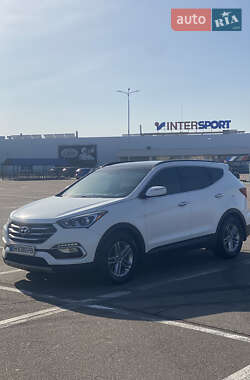 Внедорожник / Кроссовер Hyundai Santa FE 2017 в 