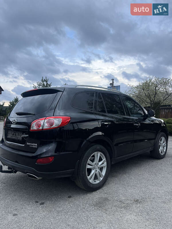Внедорожник / Кроссовер Hyundai Santa FE 2010 в Коломые