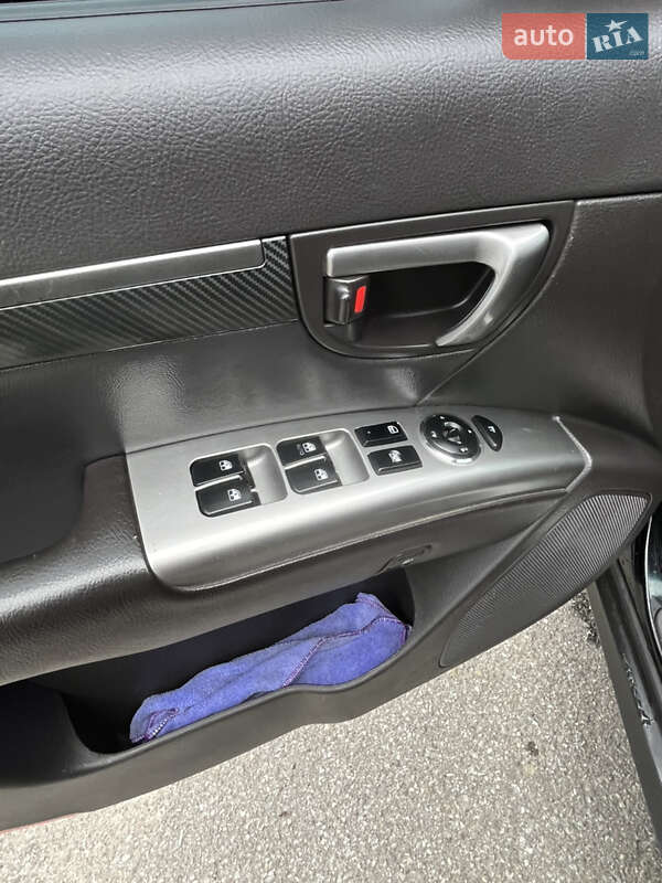 Внедорожник / Кроссовер Hyundai Santa FE 2010 в Коломые