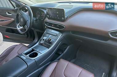 Позашляховик / Кросовер Hyundai Santa FE 2021 в 