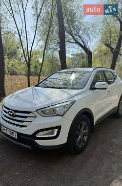 Внедорожник / Кроссовер Hyundai Santa FE 2013 в 