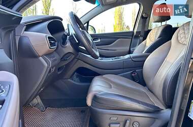 Внедорожник / Кроссовер Hyundai Santa FE 2023 в 