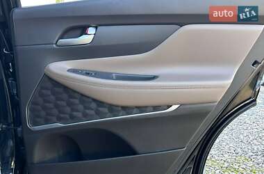 Внедорожник / Кроссовер Hyundai Santa FE 2023 в 