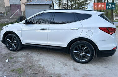 Позашляховик / Кросовер Hyundai Santa FE 2014 в 
