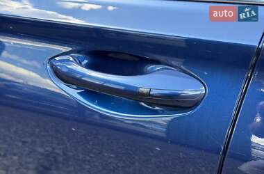 Внедорожник / Кроссовер Hyundai Santa FE 2018 в 