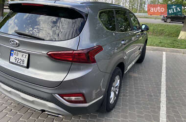 Внедорожник / Кроссовер Hyundai Santa FE 2019 в 