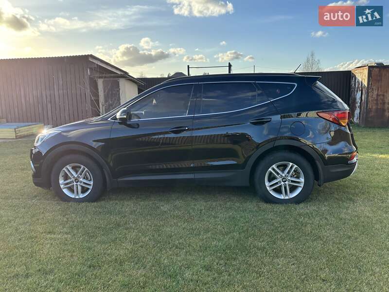 Внедорожник / Кроссовер Hyundai Santa FE 2016 в Тячеве фото 6 Внедорожник / Кроссовер Hyundai Santa FE 2016 в Тячеве