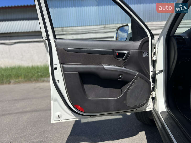 Внедорожник / Кроссовер Hyundai Santa FE 2010 в Киеве