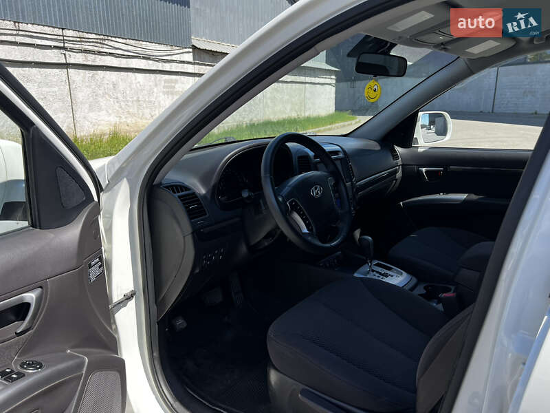 Внедорожник / Кроссовер Hyundai Santa FE 2010 в Киеве