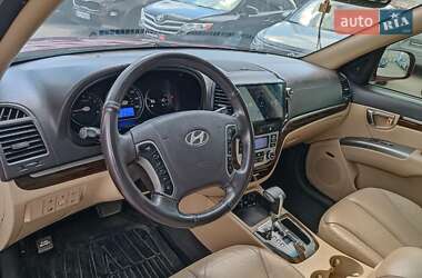 Внедорожник / Кроссовер Hyundai Santa FE 2012 в 