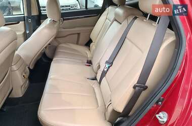 Внедорожник / Кроссовер Hyundai Santa FE 2012 в 