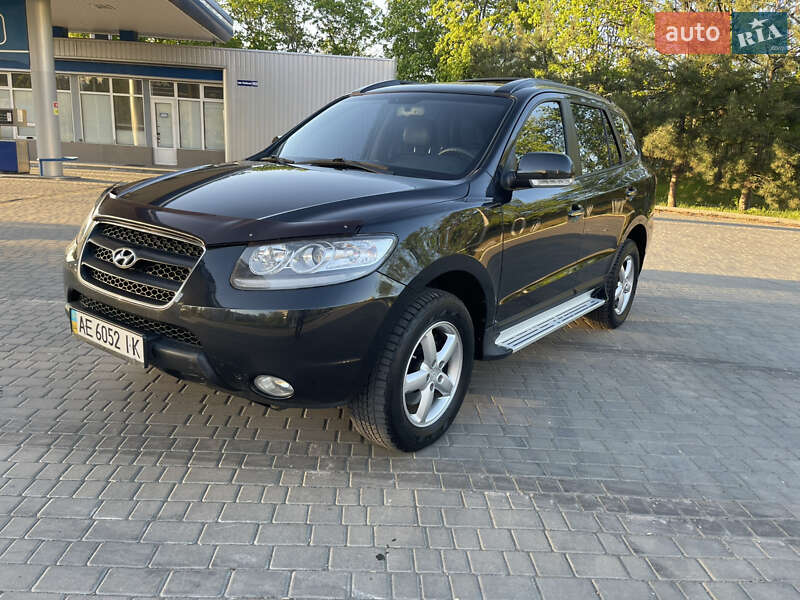 Внедорожник / Кроссовер Hyundai Santa FE 2009 в 