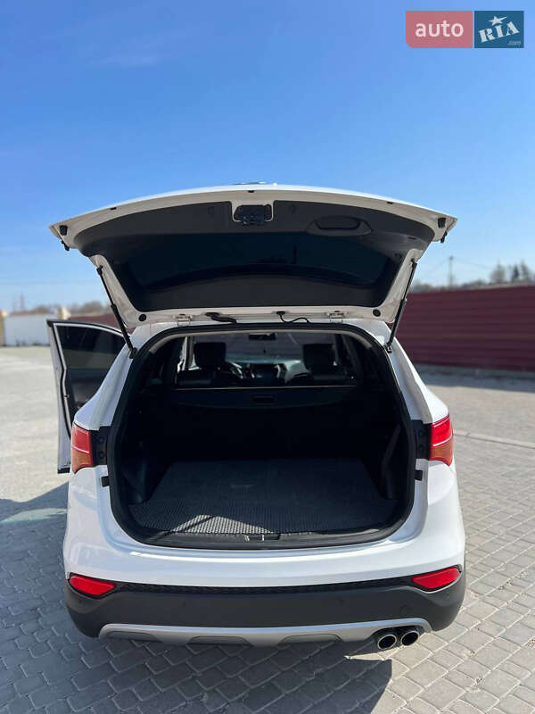 Внедорожник / Кроссовер Hyundai Santa FE 2012 в Виннице