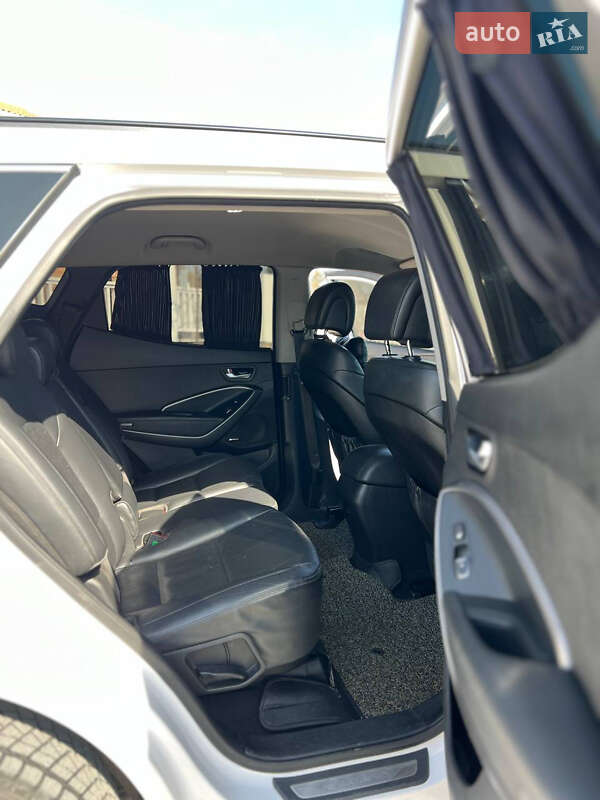 Внедорожник / Кроссовер Hyundai Santa FE 2012 в Виннице