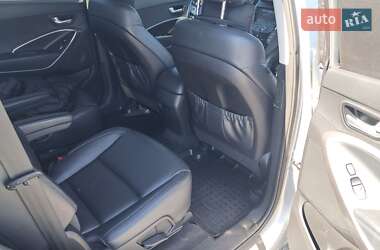 Позашляховик / Кросовер Hyundai Santa FE 2013 в 