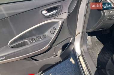 Позашляховик / Кросовер Hyundai Santa FE 2013 в 