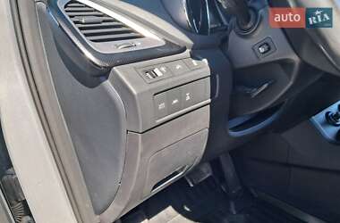 Позашляховик / Кросовер Hyundai Santa FE 2013 в 