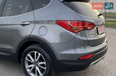 Внедорожник / Кроссовер Hyundai Santa FE 2014 в 