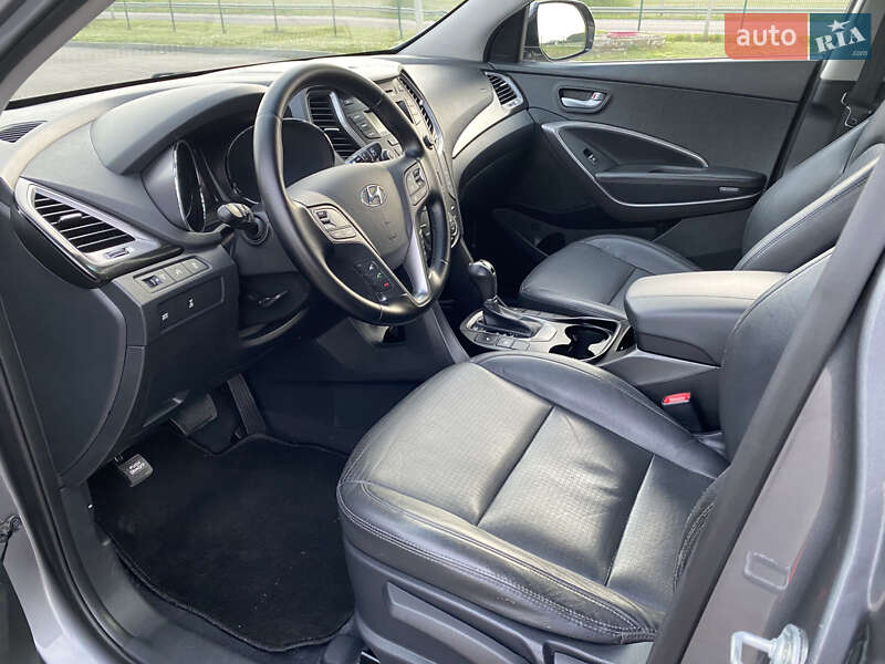 Позашляховик / Кросовер Hyundai Santa FE 2014 в Радивиліві