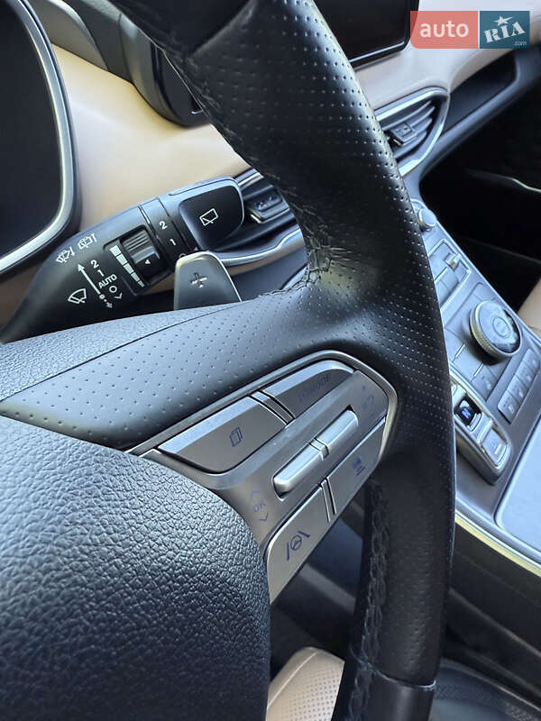 Позашляховик / Кросовер Hyundai Santa FE 2020 в Києві