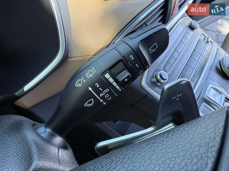 Позашляховик / Кросовер Hyundai Santa FE 2020 в Києві