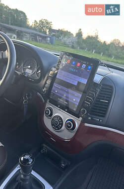 Внедорожник / Кроссовер Hyundai Santa FE 2006 в 