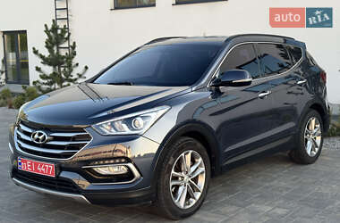 Внедорожник / Кроссовер Hyundai Santa FE 2015 в 