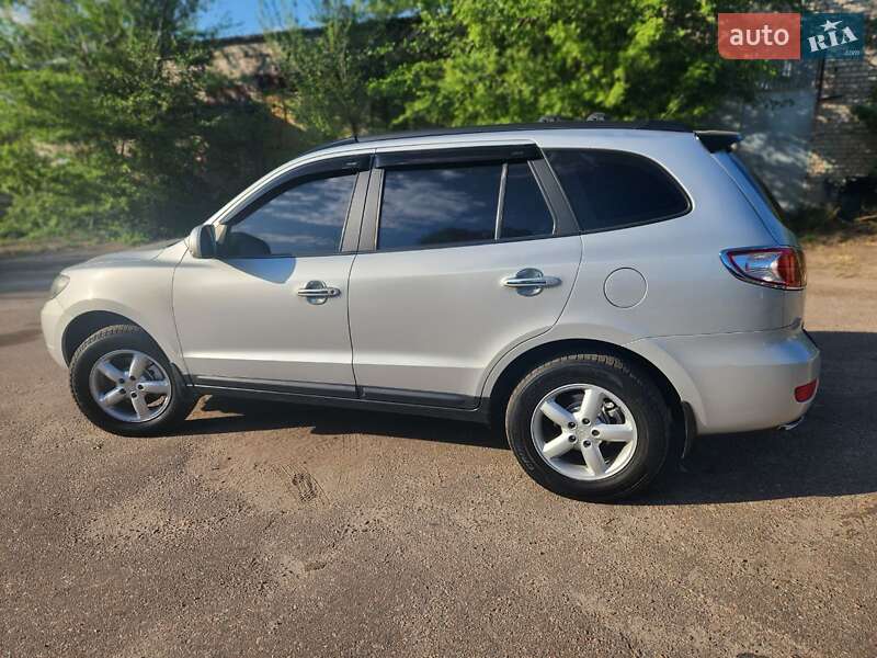 Внедорожник / Кроссовер Hyundai Santa FE 2009 в Харькове