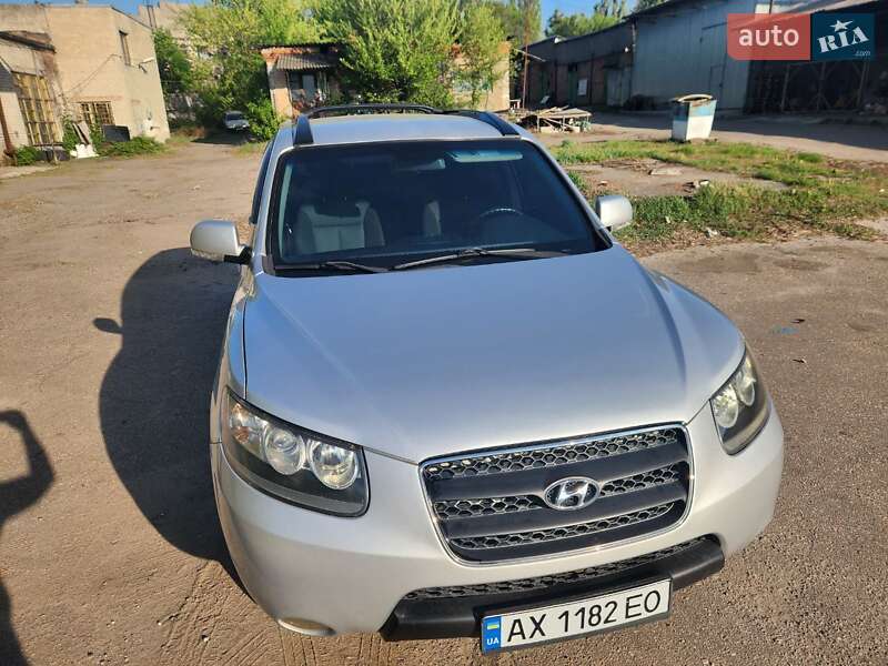 Внедорожник / Кроссовер Hyundai Santa FE 2009 в Харькове