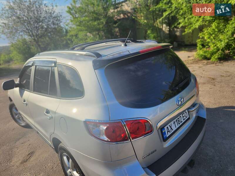 Внедорожник / Кроссовер Hyundai Santa FE 2009 в Харькове