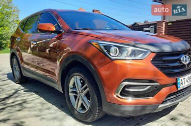 Внедорожник / Кроссовер Hyundai Santa FE 2016 в 