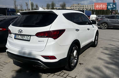 Внедорожник / Кроссовер Hyundai Santa FE 2017 в 