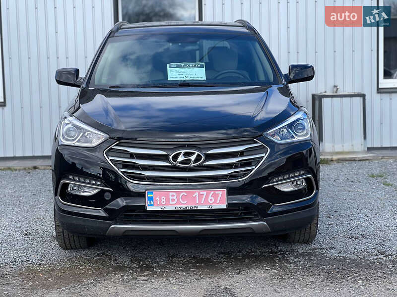 Позашляховик / Кросовер Hyundai Santa FE 2016 в Рівному