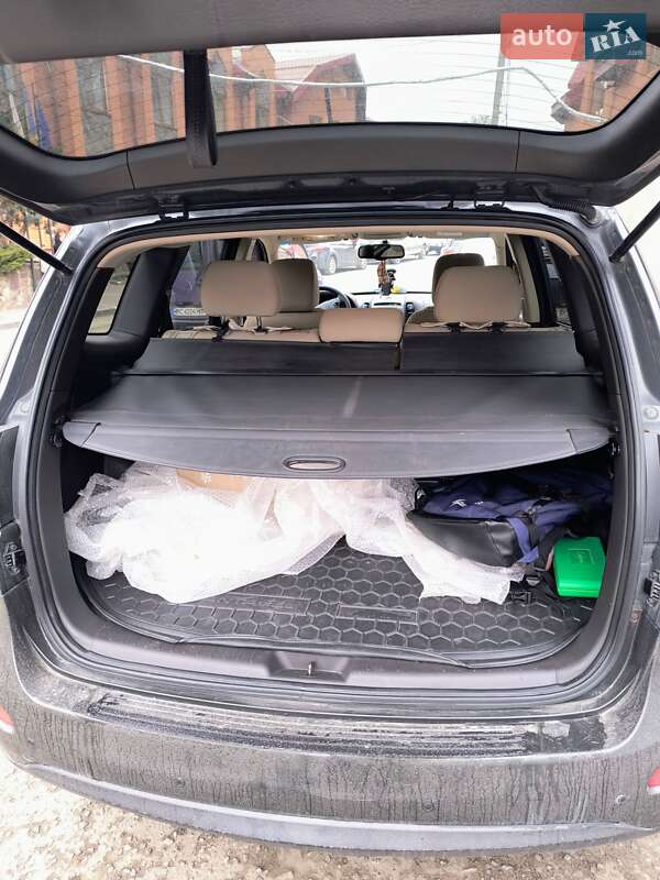 Внедорожник / Кроссовер Hyundai Santa FE 2011 в Львове