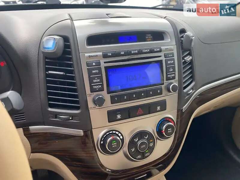 Внедорожник / Кроссовер Hyundai Santa FE 2011 в Львове