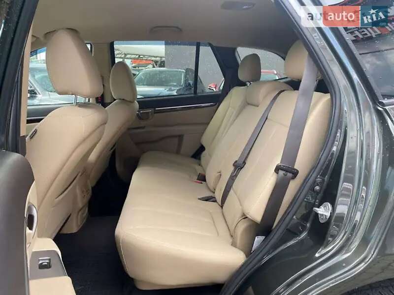 Внедорожник / Кроссовер Hyundai Santa FE 2011 в Львове