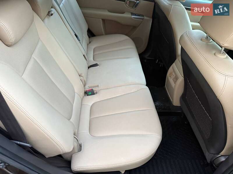 Позашляховик / Кросовер Hyundai Santa FE 2011 в Харкові