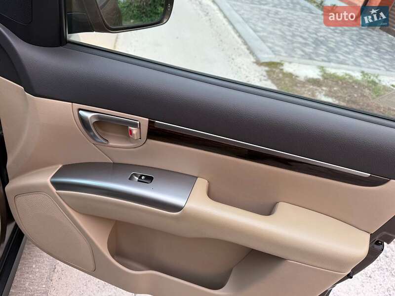 Позашляховик / Кросовер Hyundai Santa FE 2011 в Харкові