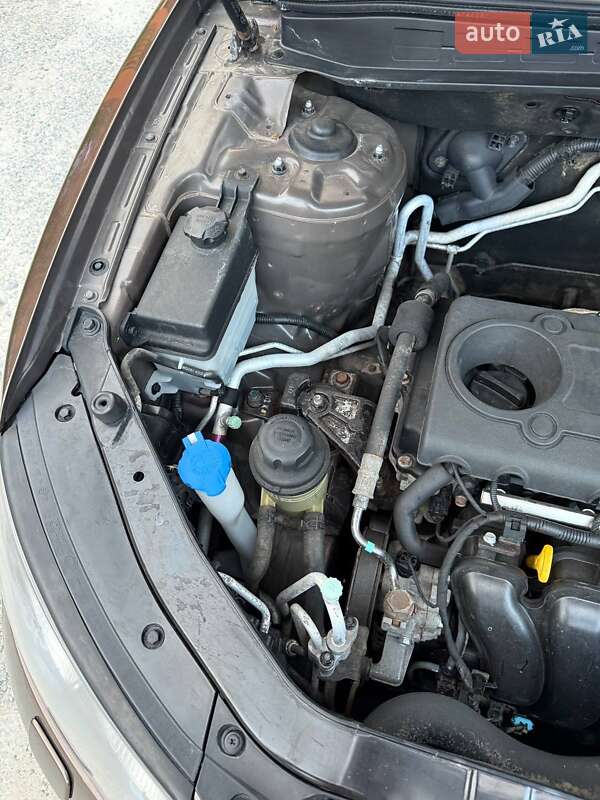 Позашляховик / Кросовер Hyundai Santa FE 2011 в Харкові