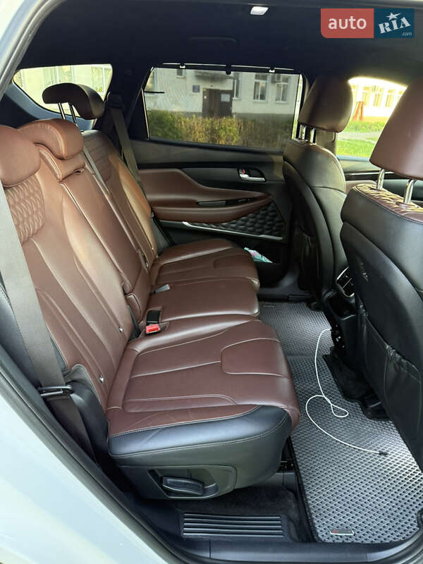 Позашляховик / Кросовер Hyundai Santa FE 2019 в Подільську