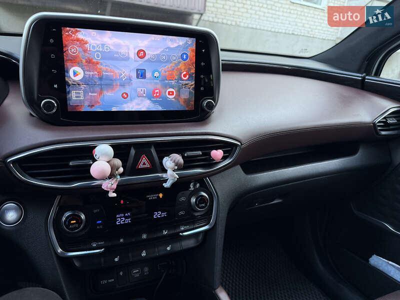 Позашляховик / Кросовер Hyundai Santa FE 2019 в Подільську