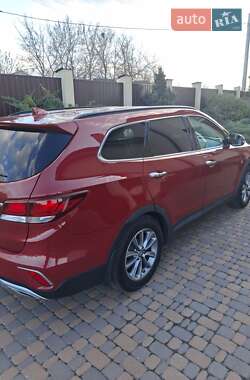 Внедорожник / Кроссовер Hyundai Santa FE 2017 в 